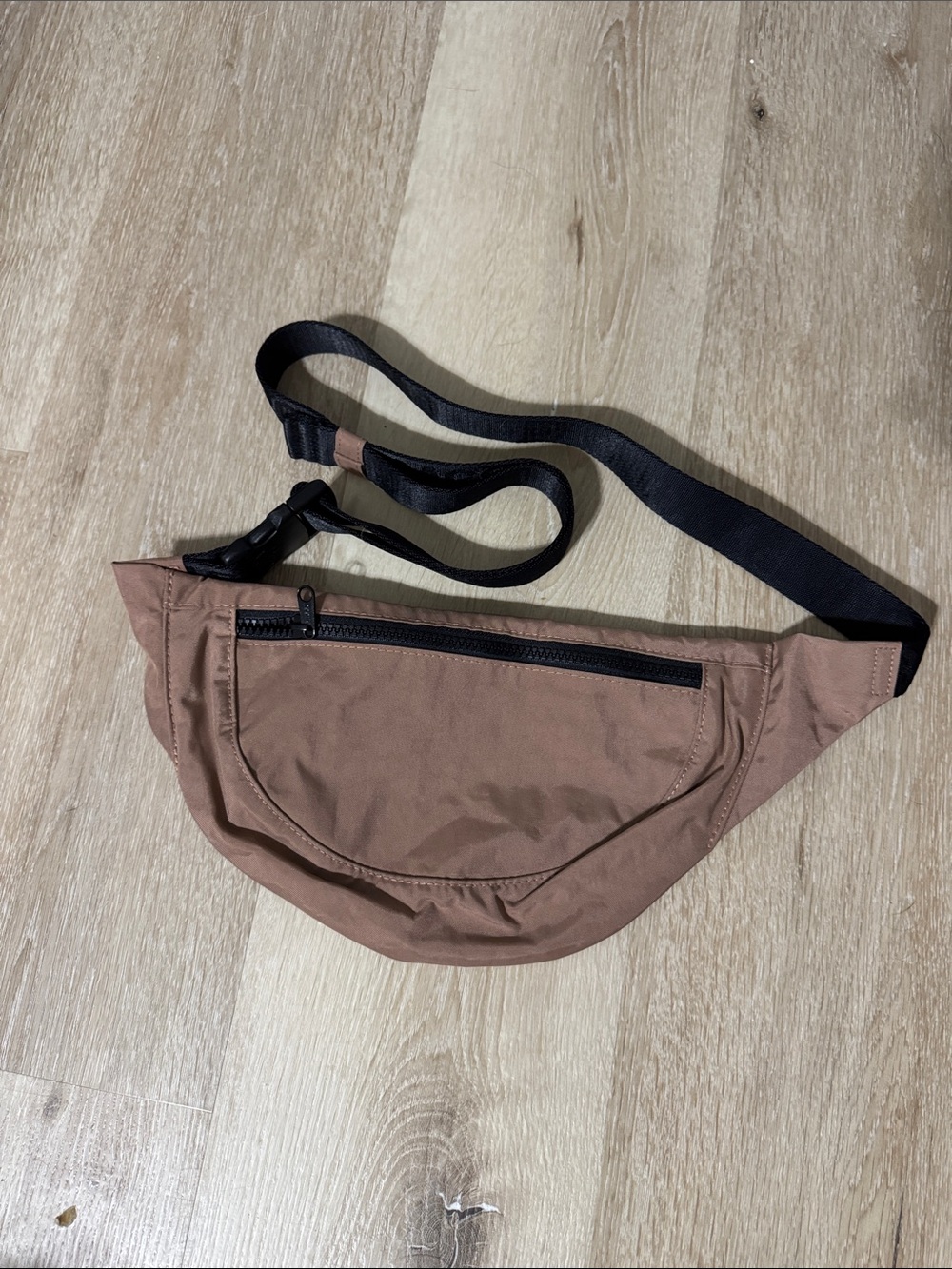 Baggu Crescent Brown Fanny Belt Bag